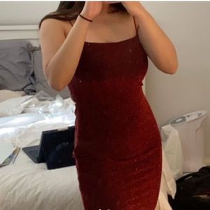 ❤️ the cutest princess polly red glittery dress!